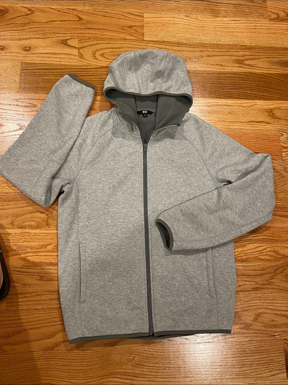 Uniqlo Light Gray Hooded Zip Shirt Jacket